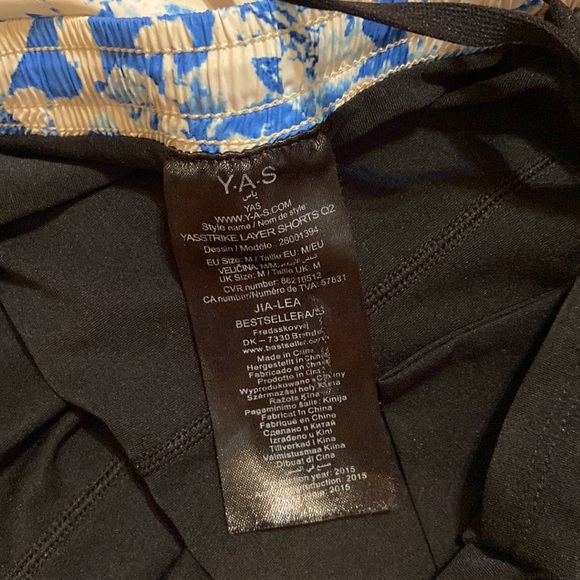 VAS blue & white lined bathing shorts size medium - Picture 4 of 7